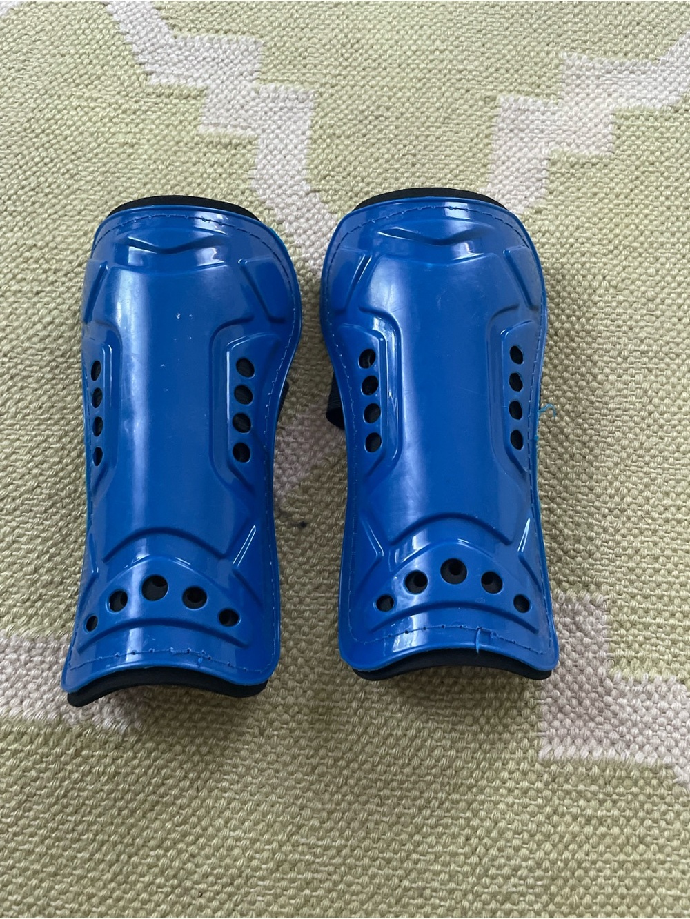 Kids Blue Shin Guards - Unbranded